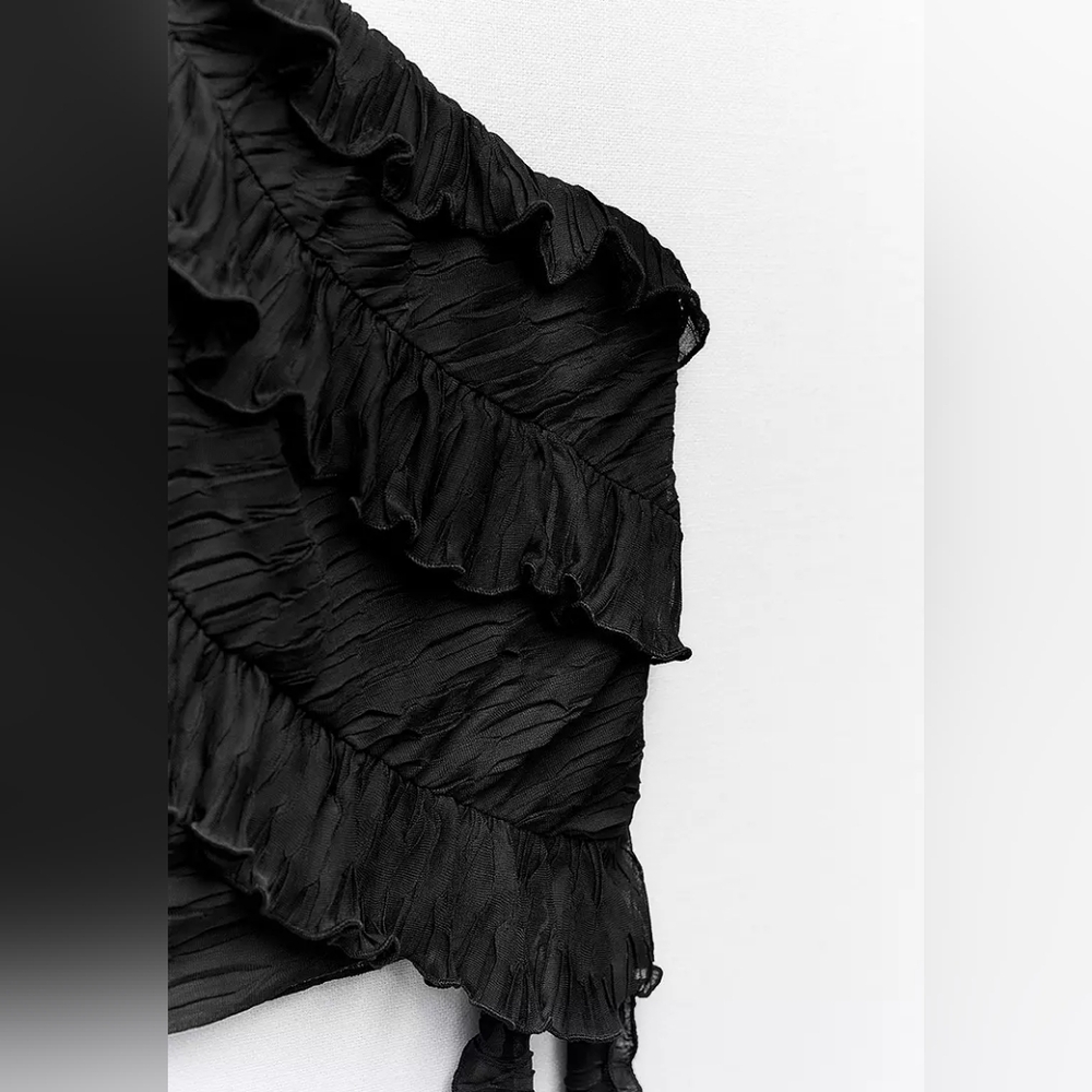 🧸 Zara Ruffled asymmetric top - Picture 3 of 3